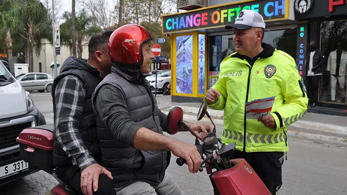 Fethiye'de polis, jandarma el ele!