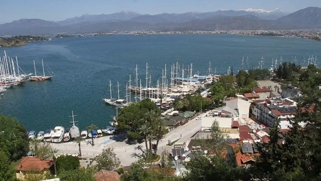 Fethiye'de sokağa çıkma kısıtlamasına uymayanlara ceza yağdı