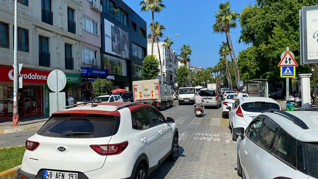 Fethiye'nin Çilesi Bayram Trafiği