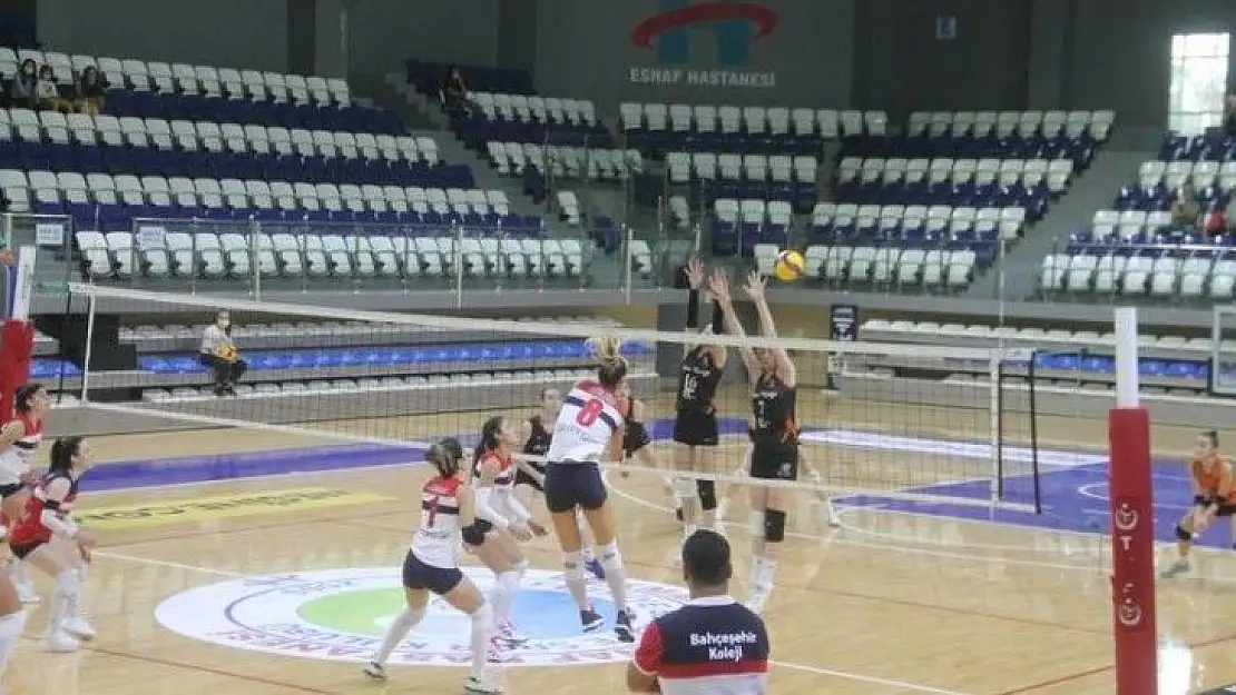 Fethiye'nin Sultanları Rota Koleji'ne geçit vermedi 3-1