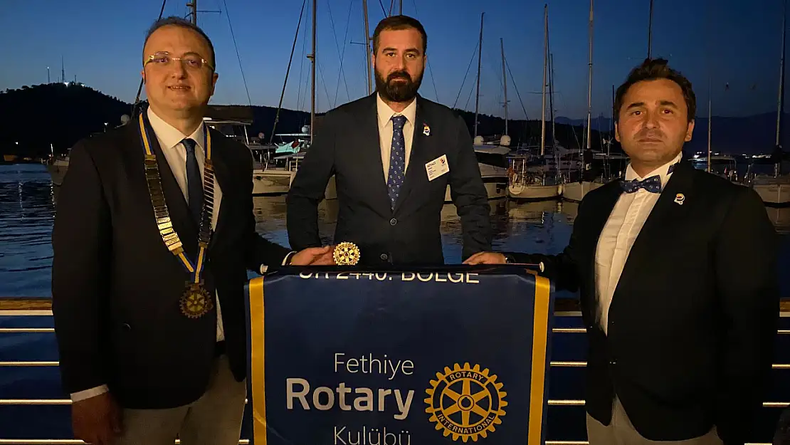 Fethiye Rotary Kulübü'nde Başkanlık Değişimi