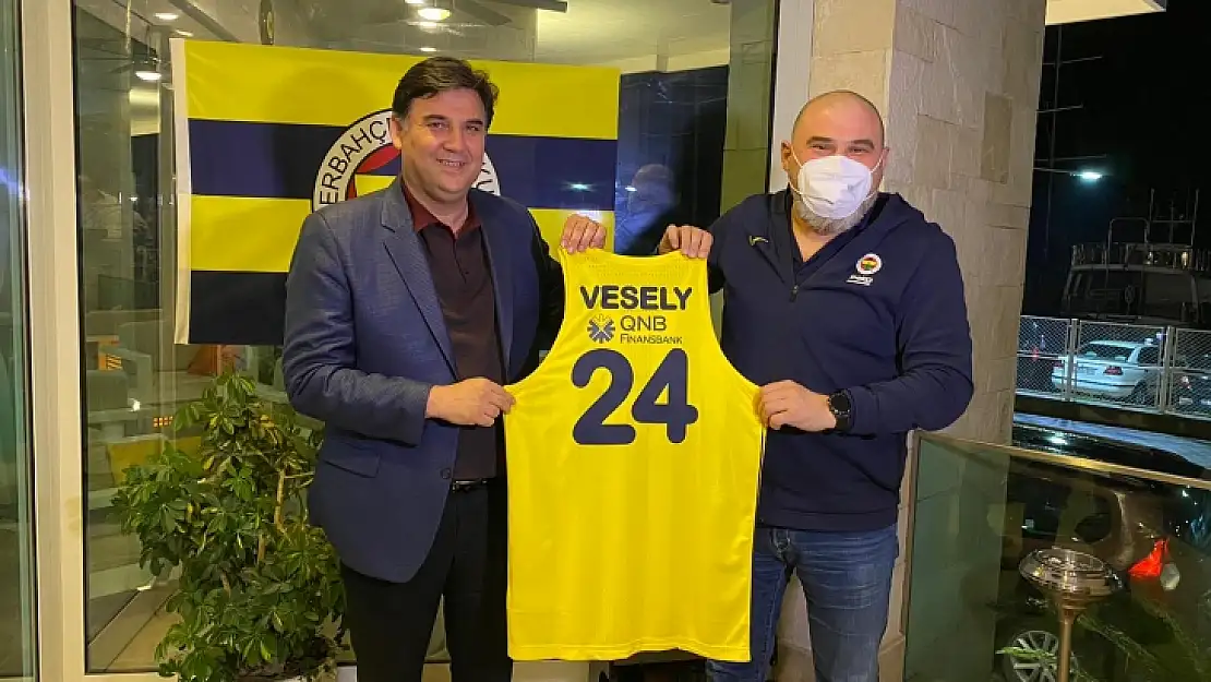 Fethiye ve Fenerbahçe'den dostluk mesajları