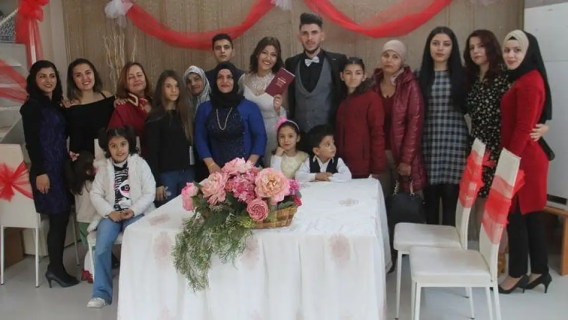 Fethiye'de Sevgililer Gününde 18 Nikah Kıyıldı