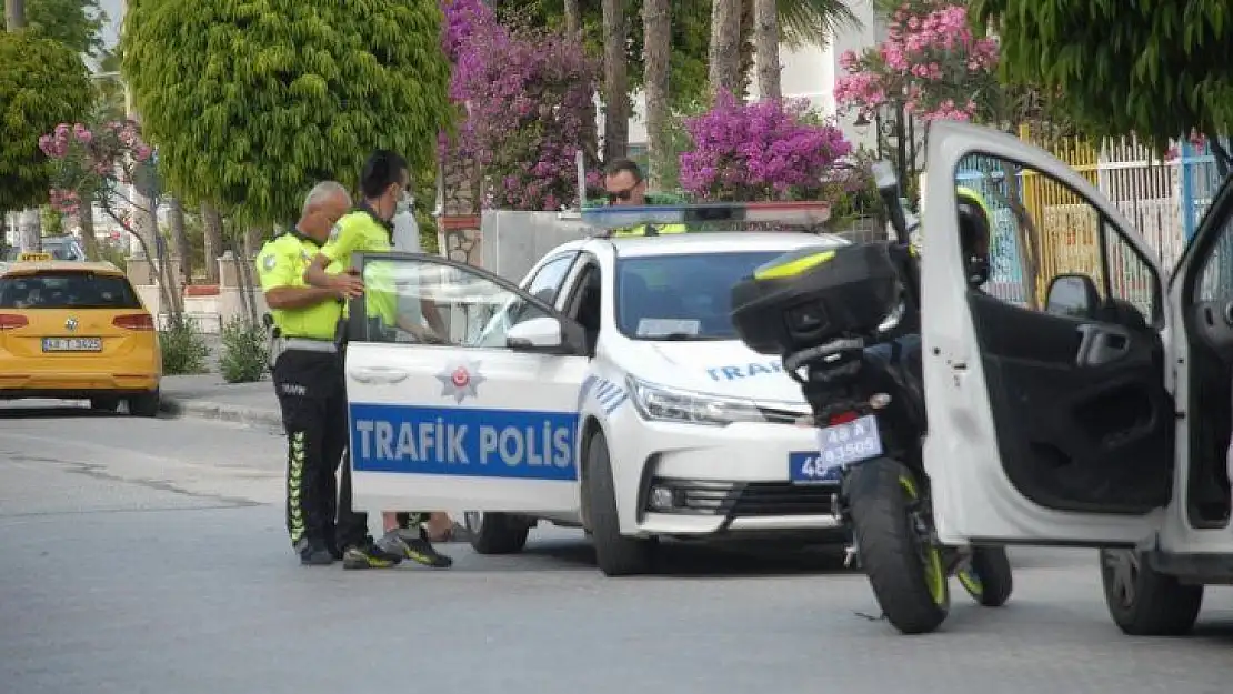 Fethiye'de sokağa çıkma kısıtlamasına uymayanlara yine ceza yağdı