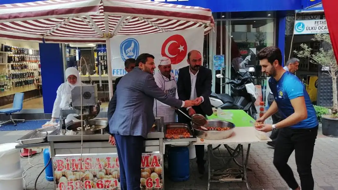 Fethiye'de Ülkücülerden Barış Pınarı Harekatına destek