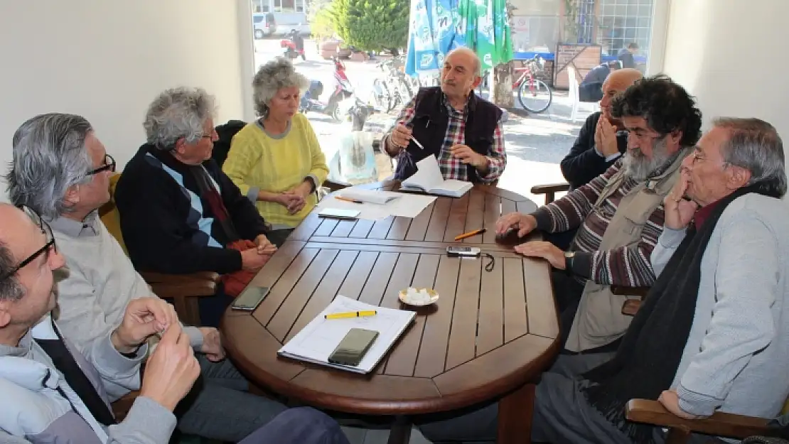 Fethiye'nin yapı ve bina durumunu görüştüler