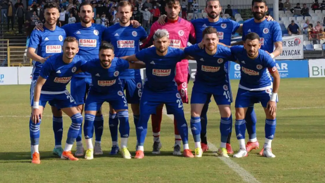 Fethiyespor İlk Yarıda Lider