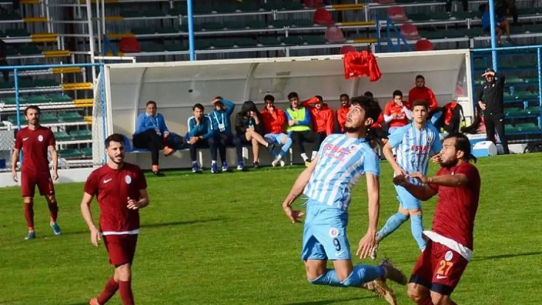 Fethiyespor'da hazırlıklar devam ediyor