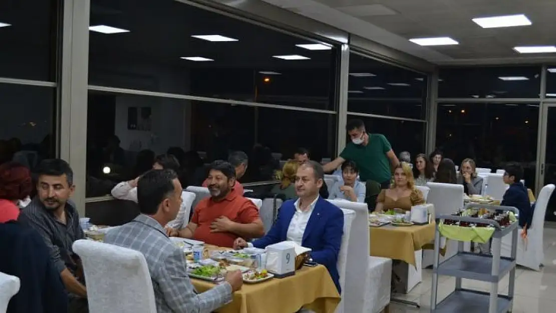 FTSO'dan basına iftar yemeği