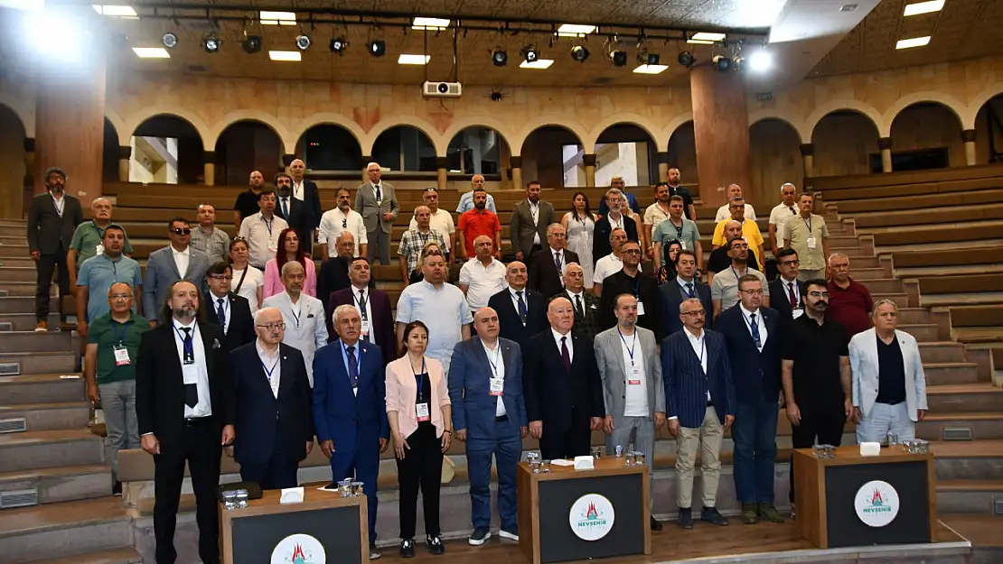 Gazeteciler Nevşehir'de Buluştu: Basın Özgürlüğü ve Meslek Yasası Çağrısı