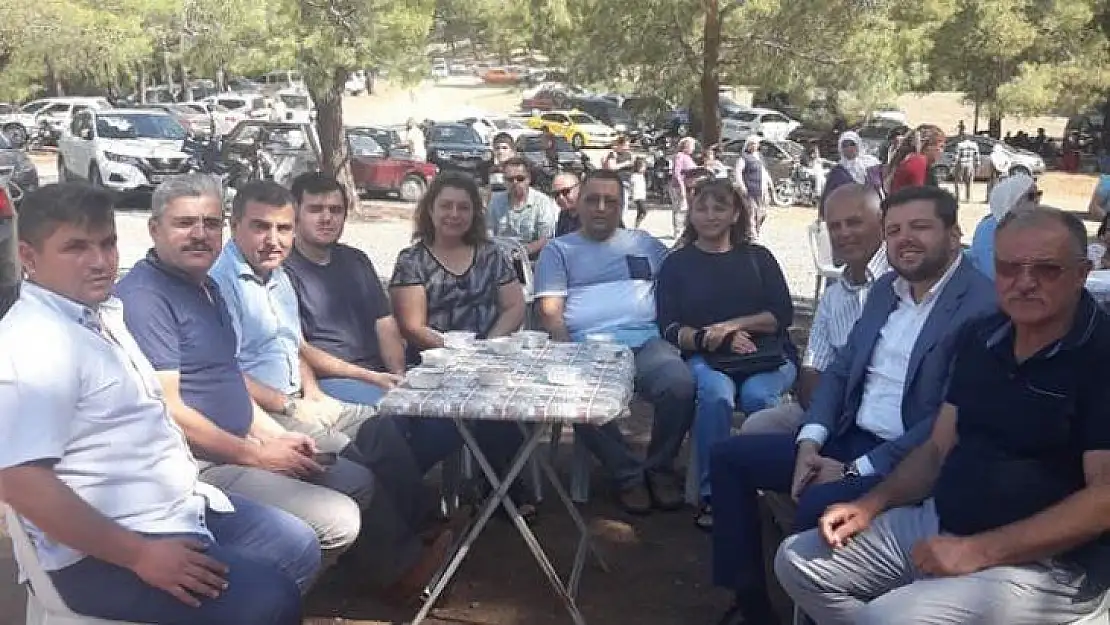 Geleneksel aşure etkinliğine yoğun katılım oldu