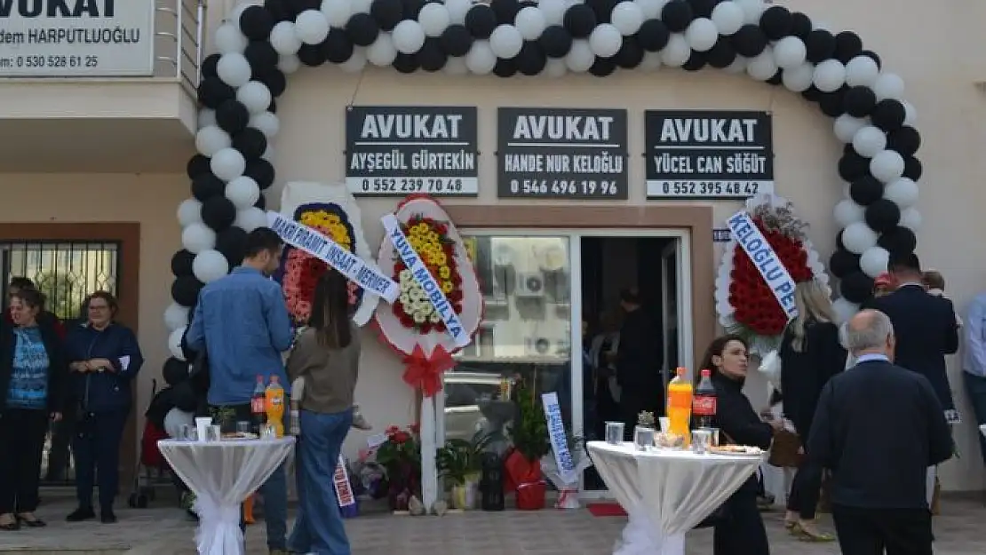 Genç avukatlar işyerlerini açtı