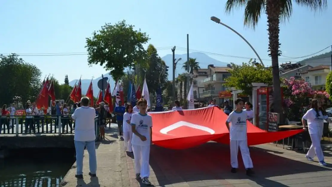 Gençlik yürüyüşü yapıldı