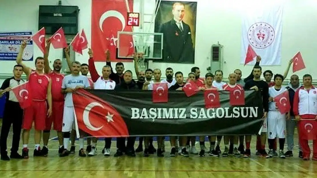 Gençlikspor etkinliklerinde İdlib şehitleri anıldı