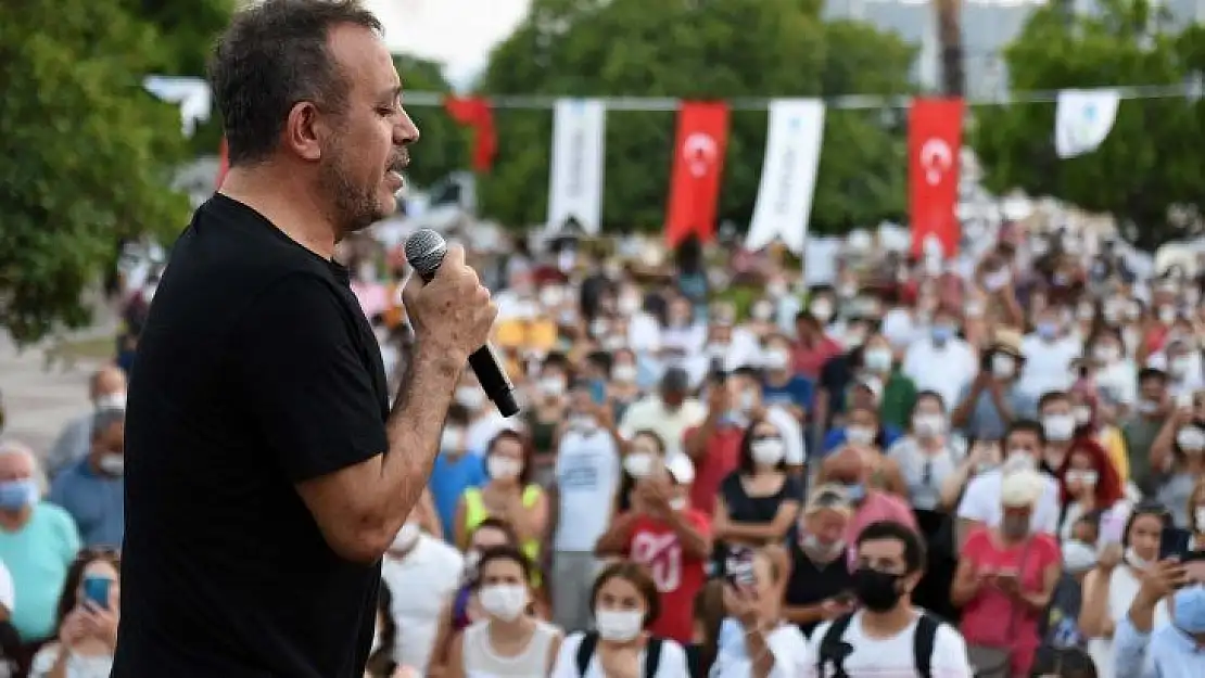 GÖCEK'TE HALUK LEVENT RÜZGARI ESTİ