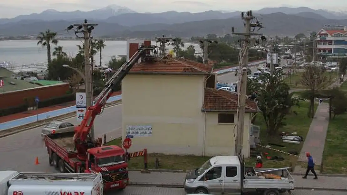 ELEKTRİK TRAFOSUNUN ÜSTÜNE BAZ İSTASYONU