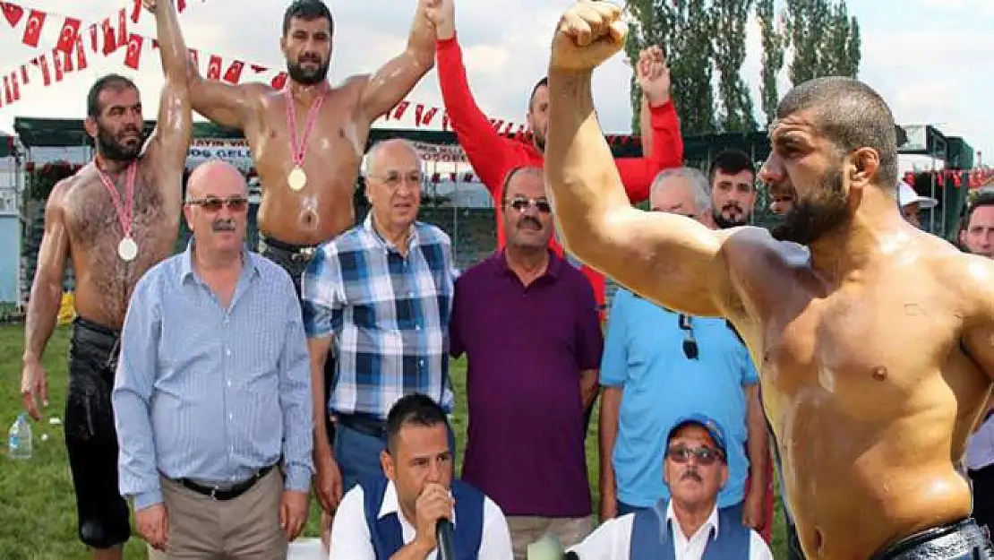 Başpehlivan Yanatma Sezonun İlk Galibiyetini Aldı