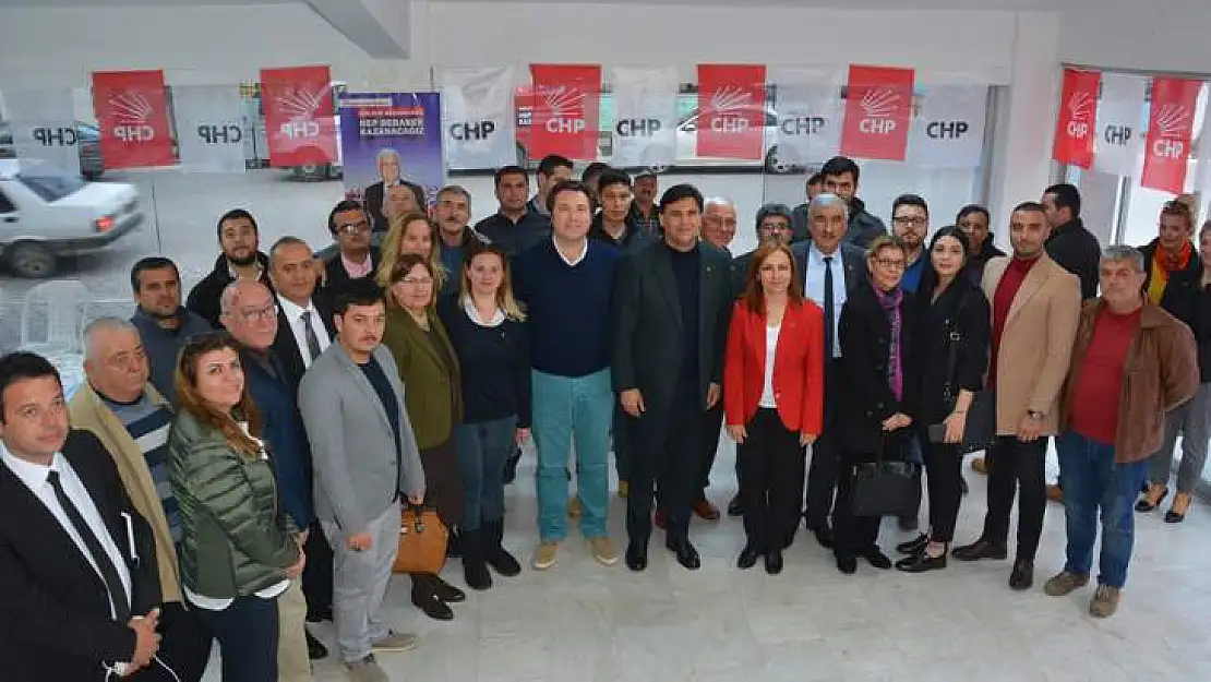 İYİ PARTİ NEZAKET ZİYARETLERİNDE BULUNDU