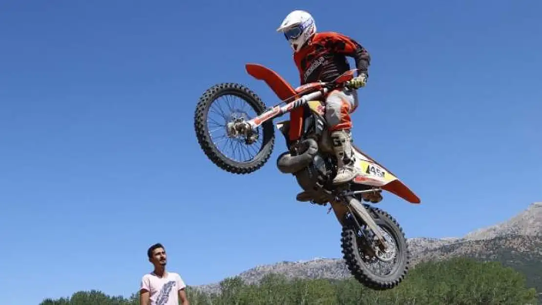 Şehidimizin Anısına Süper Enduro Yarışı Seki'de Yapıldı