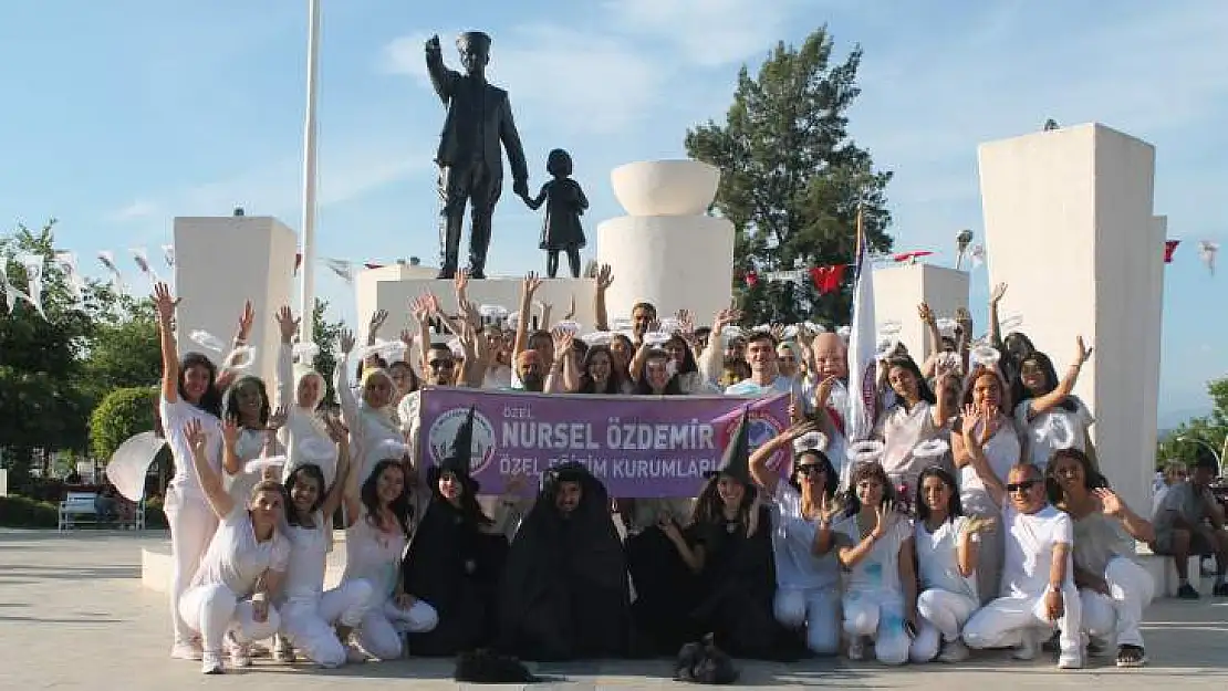 'JURİ ÖZEL ÖDÜLÜ' NURSEL ÖZDEMİR'İN