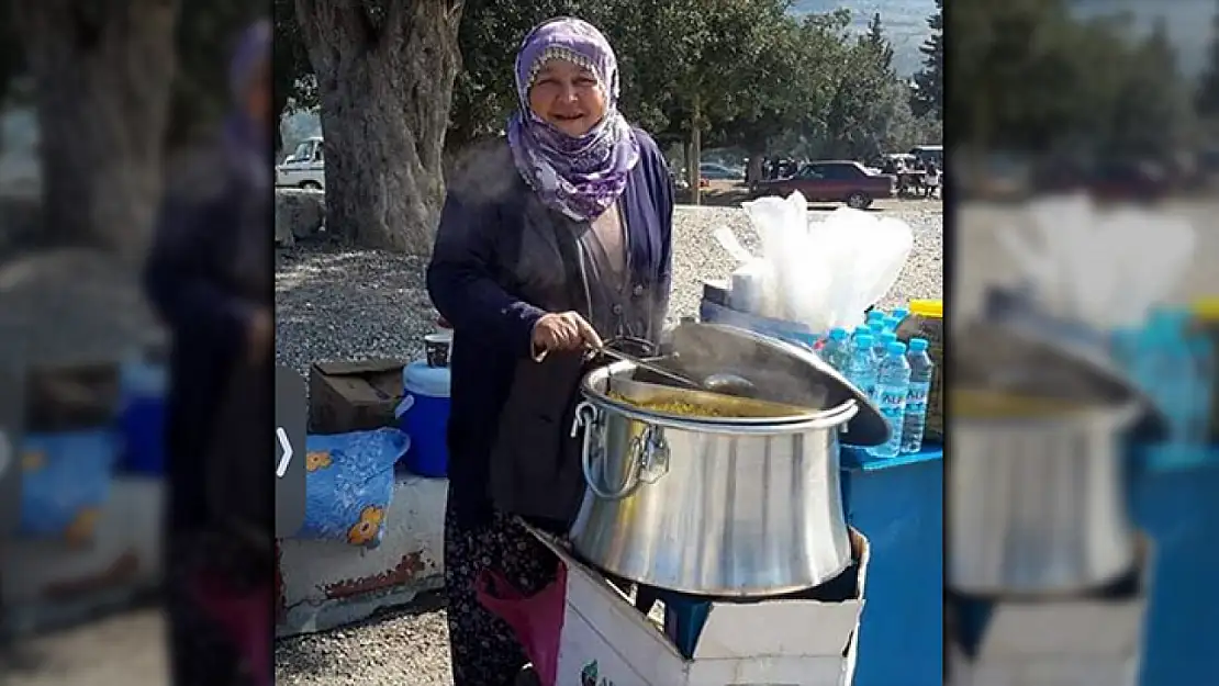 Hastanede Vahşi Cinayet: Oğlu Annesini Öldürdü