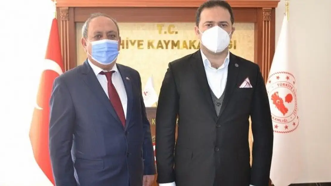 İlk ziyaret Kaymakam Fırat'a