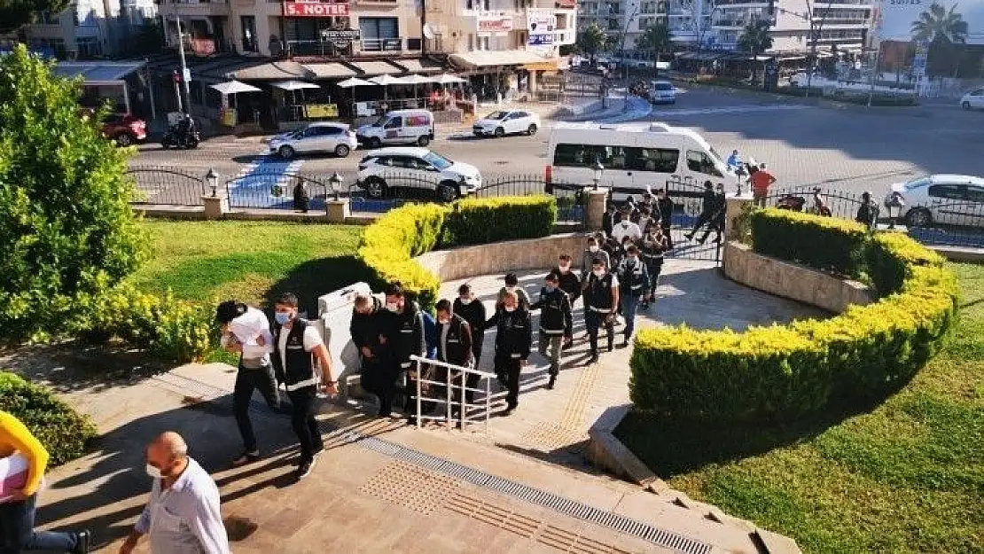 İnsan tacirlerinden 8'i tutuklandı