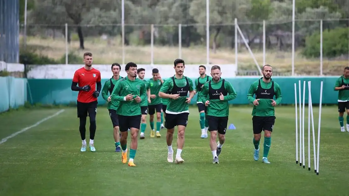 İsmet Taşdemir: 'Samsunspor maçından en kötü 1 puan alırsak son maça sağlıklı gidebiliriz'