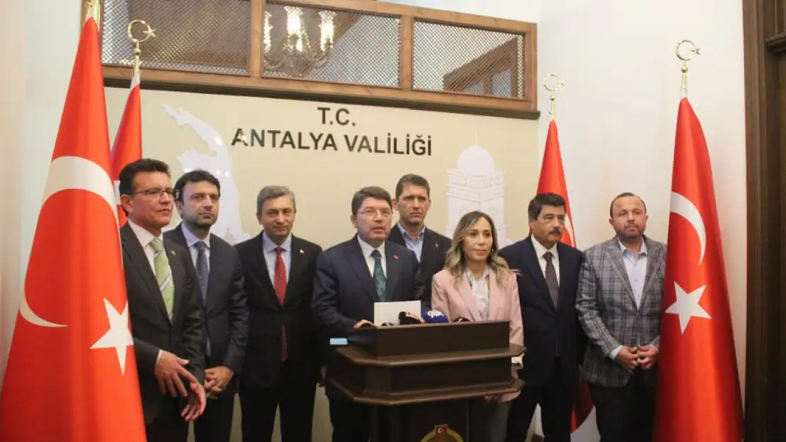 'İsrail uluslararası anlaşmaları çöpe atıyor'