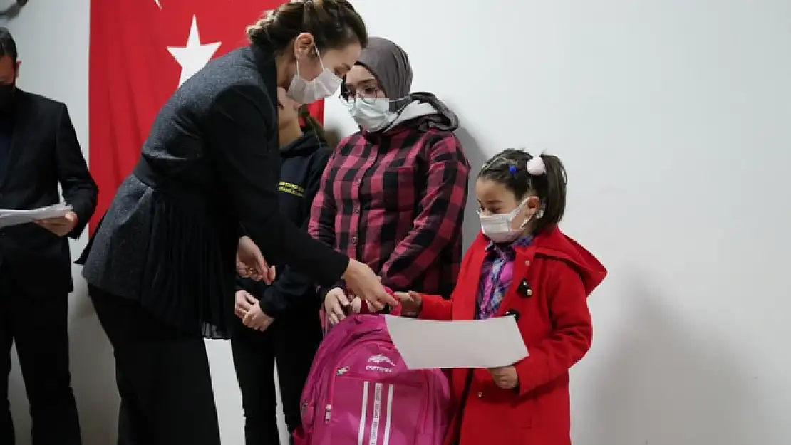 İstiklal Marşı'mızın kabulü Seydikemer'de gururla kutlandı