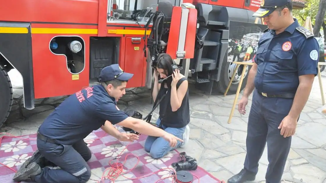 İtfaiye ekiplerinden anlamlı tanıtım