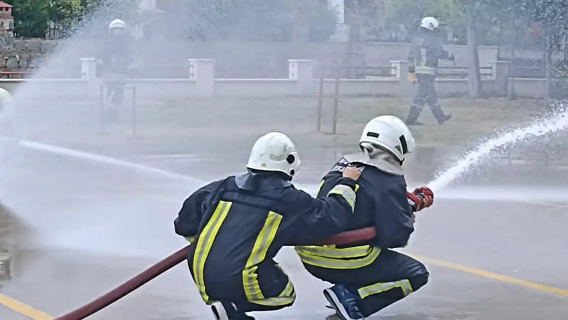 İtfaiye Gönüllüleri Eğitim Almaya Başladı