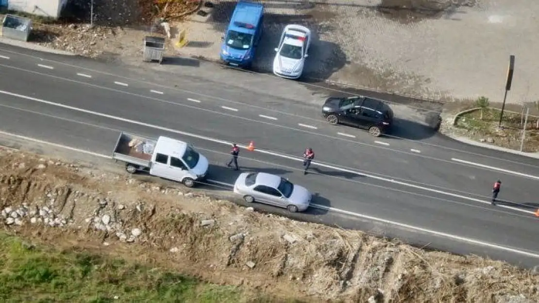 Jandarma'nın helikopterli trafik denetimleri sürüyor