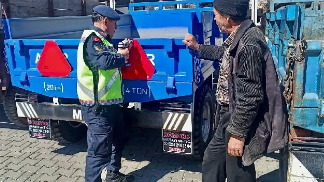 Jandarmadan traktör sürücülerine eğitim