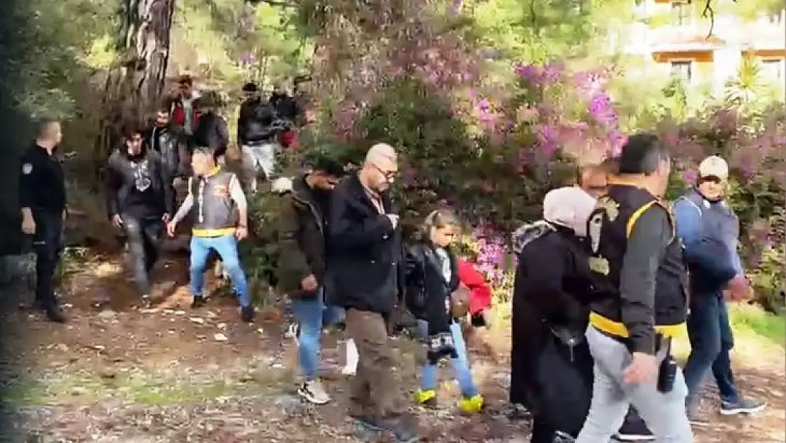 GÖÇMENLERİ ARKA KAPIDAN ALIP KONAKLATMIŞ