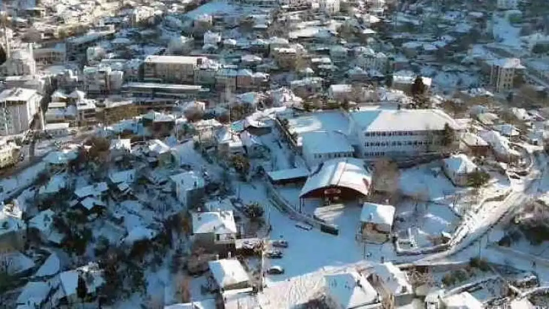 Kavaklıdere ilçesi'nde okullara kar tatili