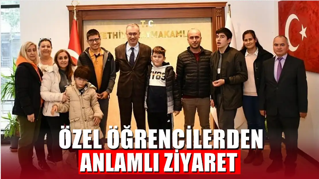 Kaymakam Ertaş'a özel öğrencilerden anlamlı ziyaret