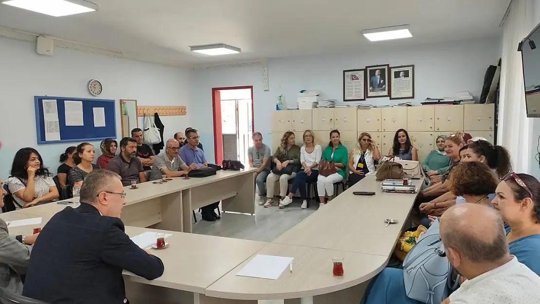 Kaymakam Ertaş'tan Kız Meslek Lisesi'ne Ziyaret