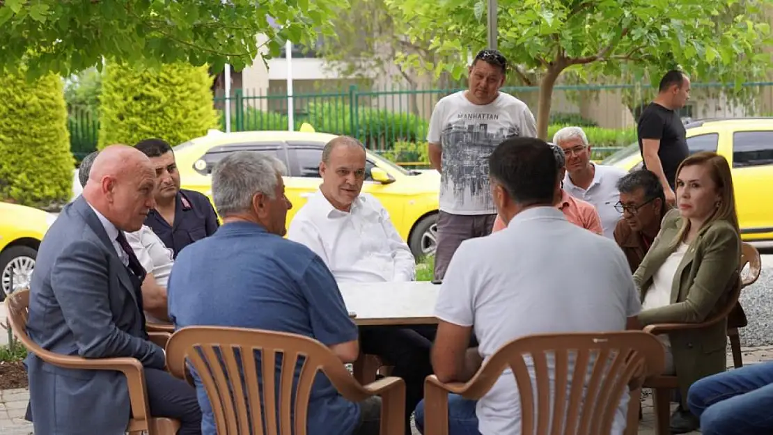 Kaymakam ve Belediye Başkanı taksi duraklarını ziyaret etti