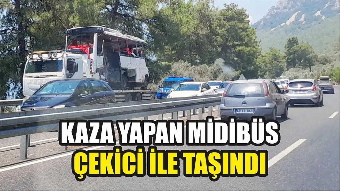 Kaza yapan Midibüs çekici ile taşındı