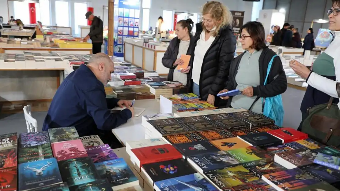 Kitap Günleri, yoğun ilgi görüyor