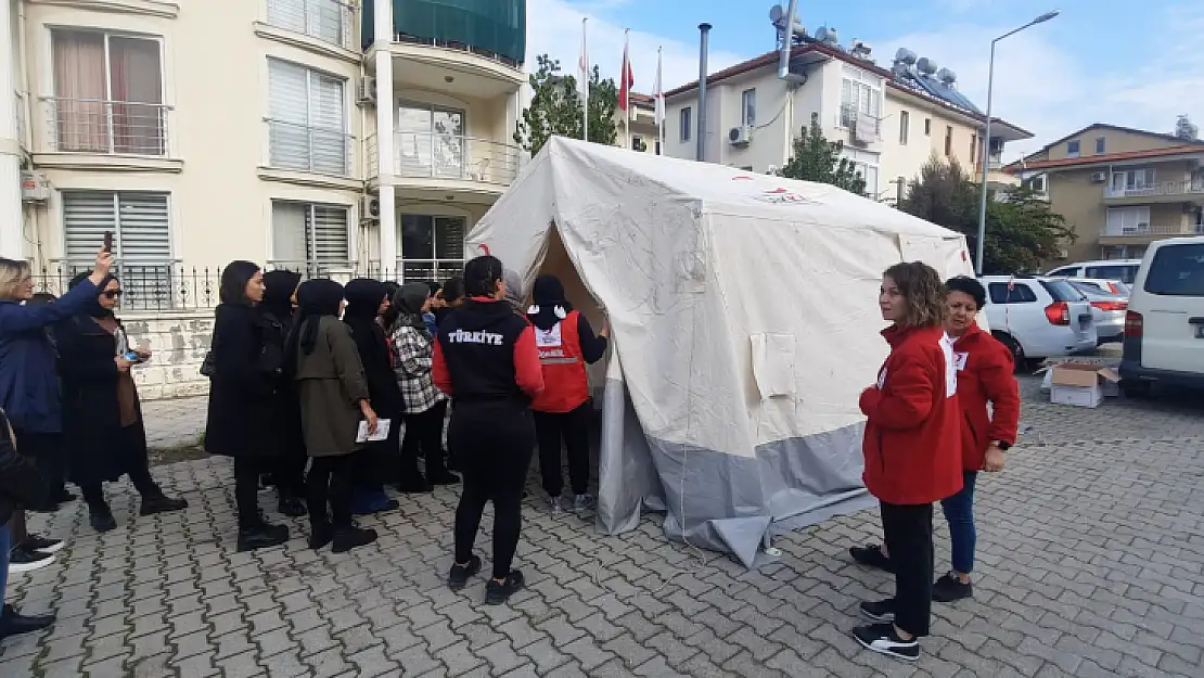 KIZILAY'DAN AFET GÖNÜLLÜLERİ EĞİTİM PROJESİ