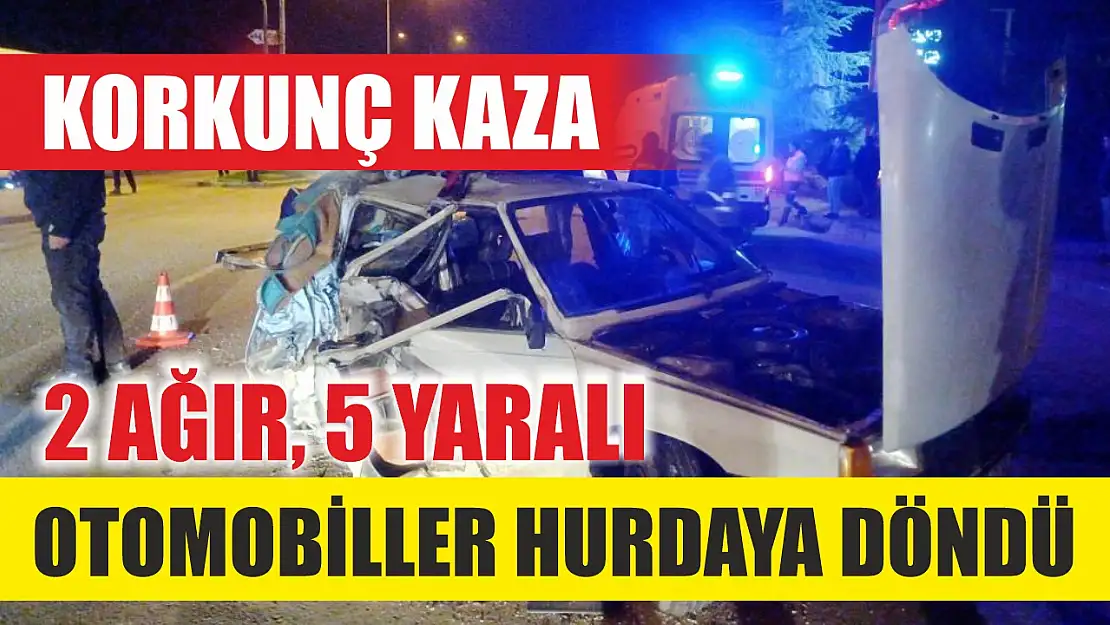 Korkunç kaza: Otomobiller hurdaya döndü, 2 ağır, 5 yaralı