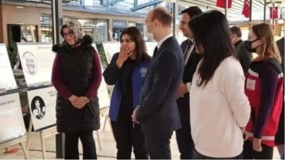 Köyceğiz'de 'İz Bırakan Kadınlarımız' temalı fotoğraf sergisi açıldı