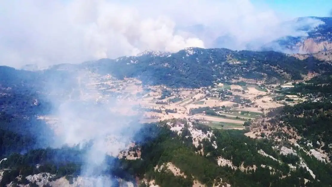 Köyceğiz yangını Denizli sınırına dayandı