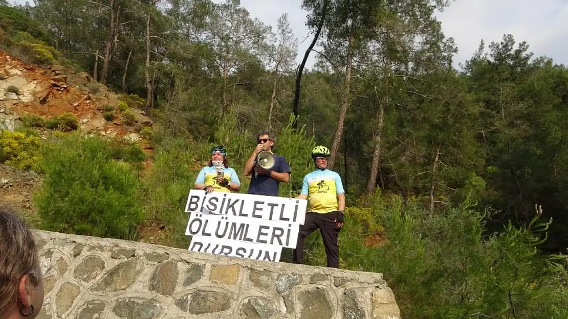 Marmaris'te bisikletçiler kazada ölen arkadaşları için toplandı