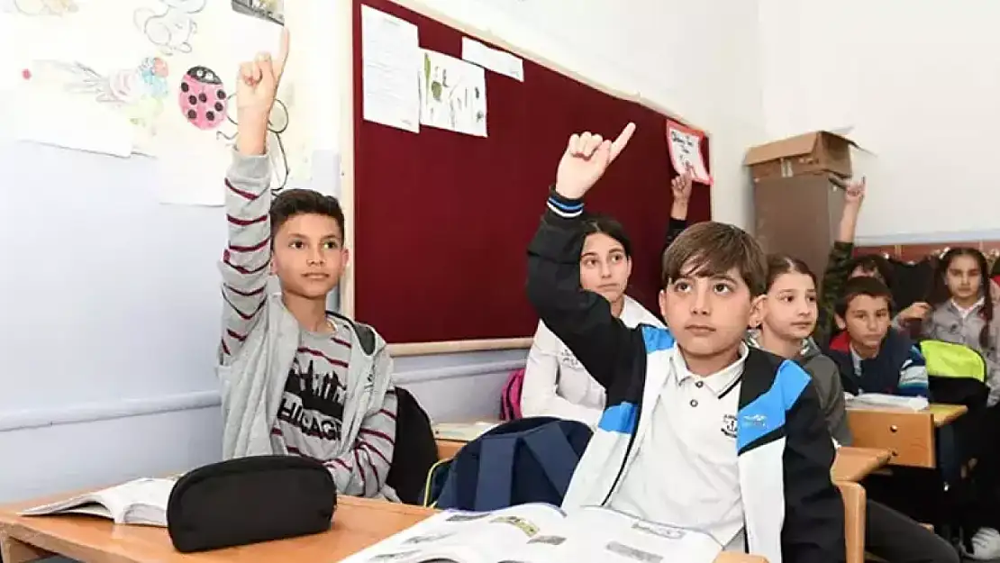 MEB'den yeni karar: Teneffüs süresi değişti