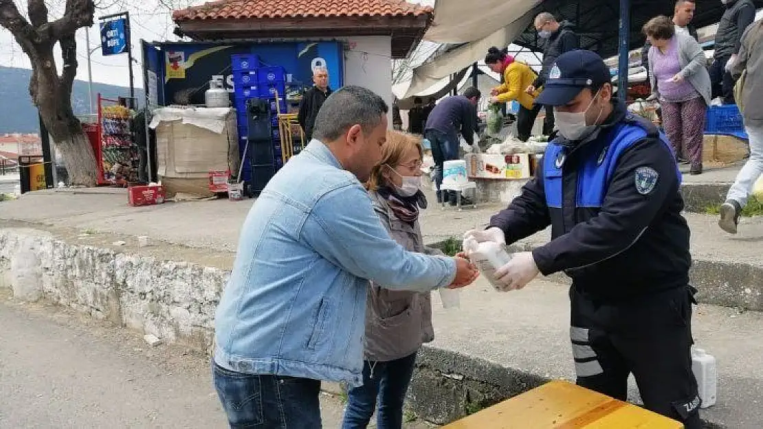 Menteşe'de halk pazarında Korona virüs önlemi