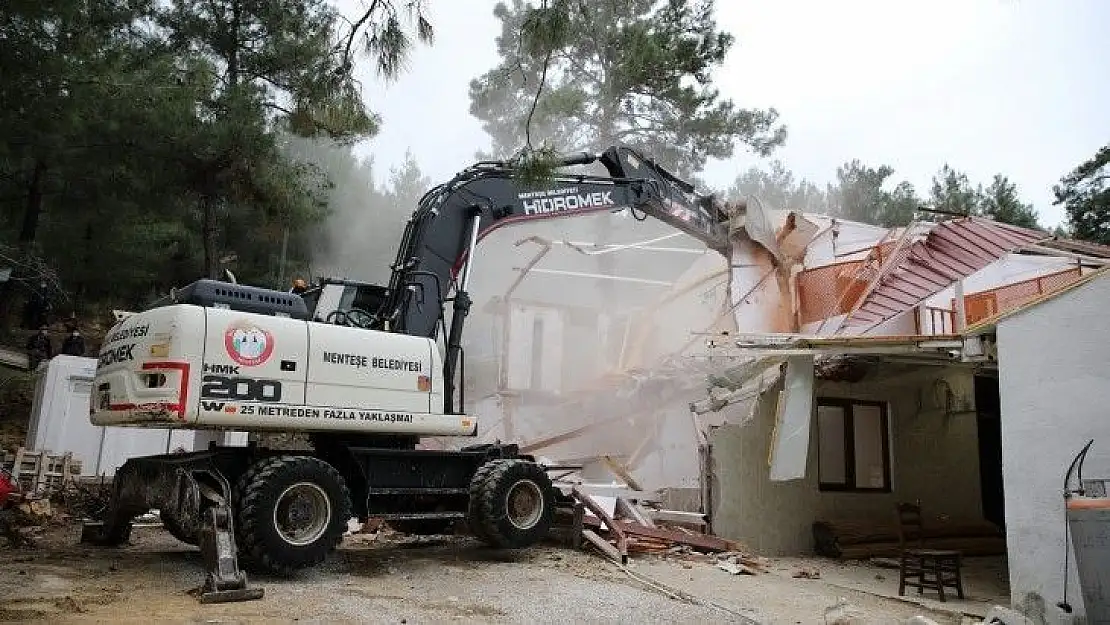 Menteşe'de kaçak yapıya geçit yok 