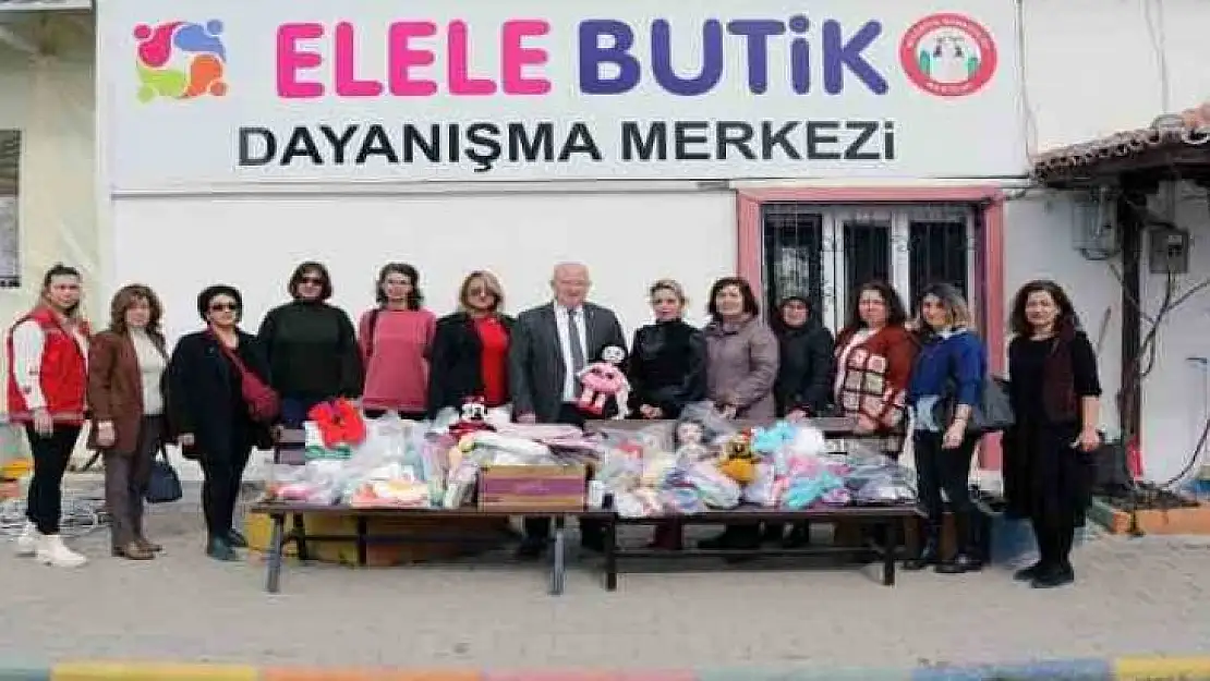 MENTEŞELİ KADINLAR DEPREMZEDE ÇOCUKLAR İÇİN ÖRDÜ